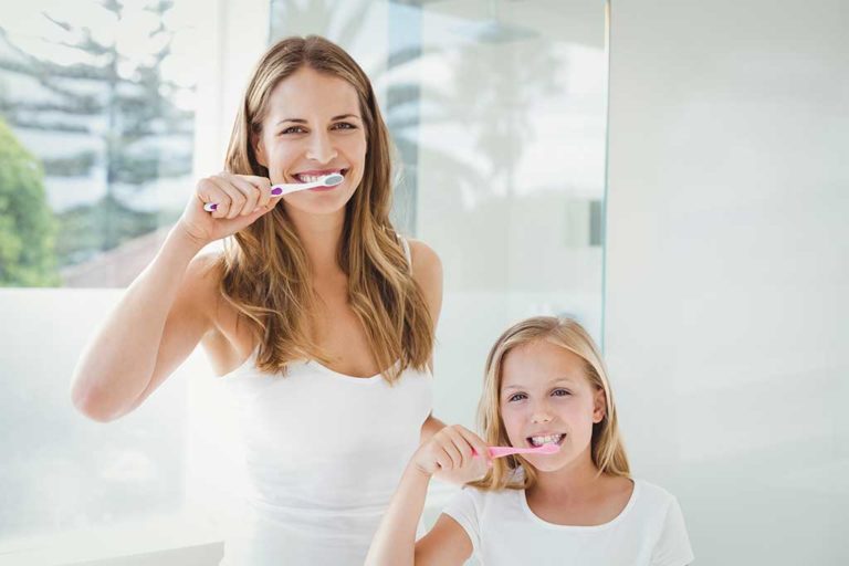 La mejor forma de cepillarse los dientes: BiancaDent, Clínica Dental en Castellón
